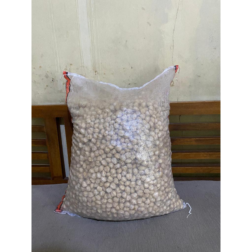 

Kemiri Bulat Medan Ukuran 25KG