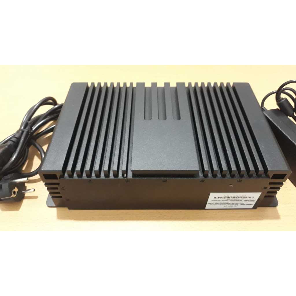 Antenna Booster Pembangkit Sinyal GSM 4G LTE Indoor