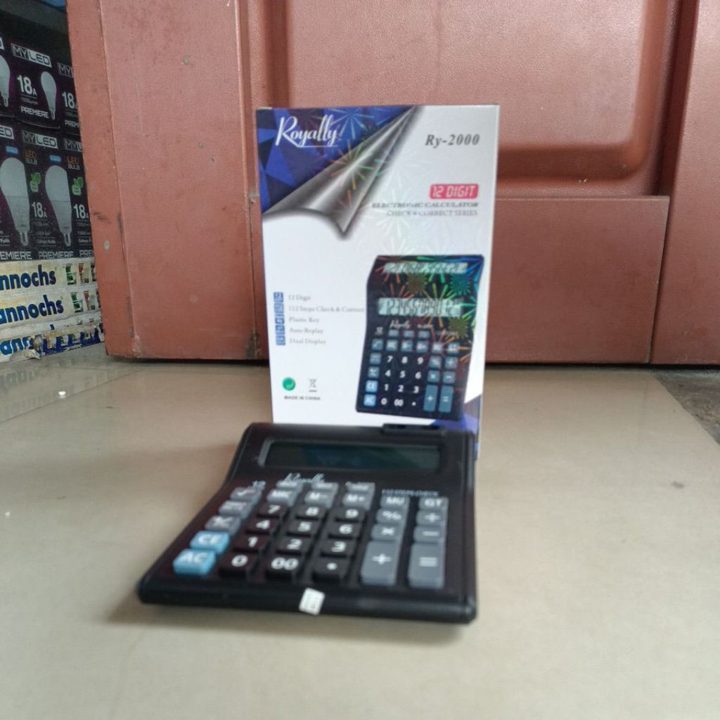 

Kalkulator 2 layar Royally