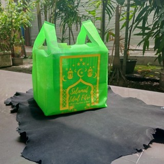 

20 PCS Tas Spunbond/ Tas Belanja/Goodie Bag - Model Kantong Kresek 28 x 12 x 45 cm packing lebaran, hampers lebaran, idul fitri