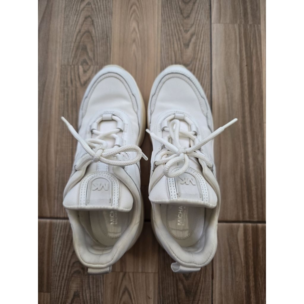 preloved sepatu Michael Kors MK