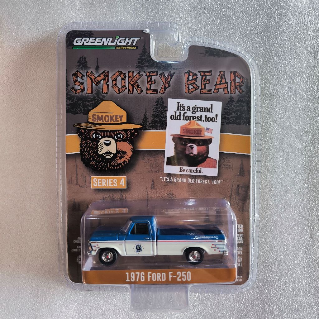 GREENLIGHT SMOKEY BEAR SERIES 4 - 1976 FORD F-250