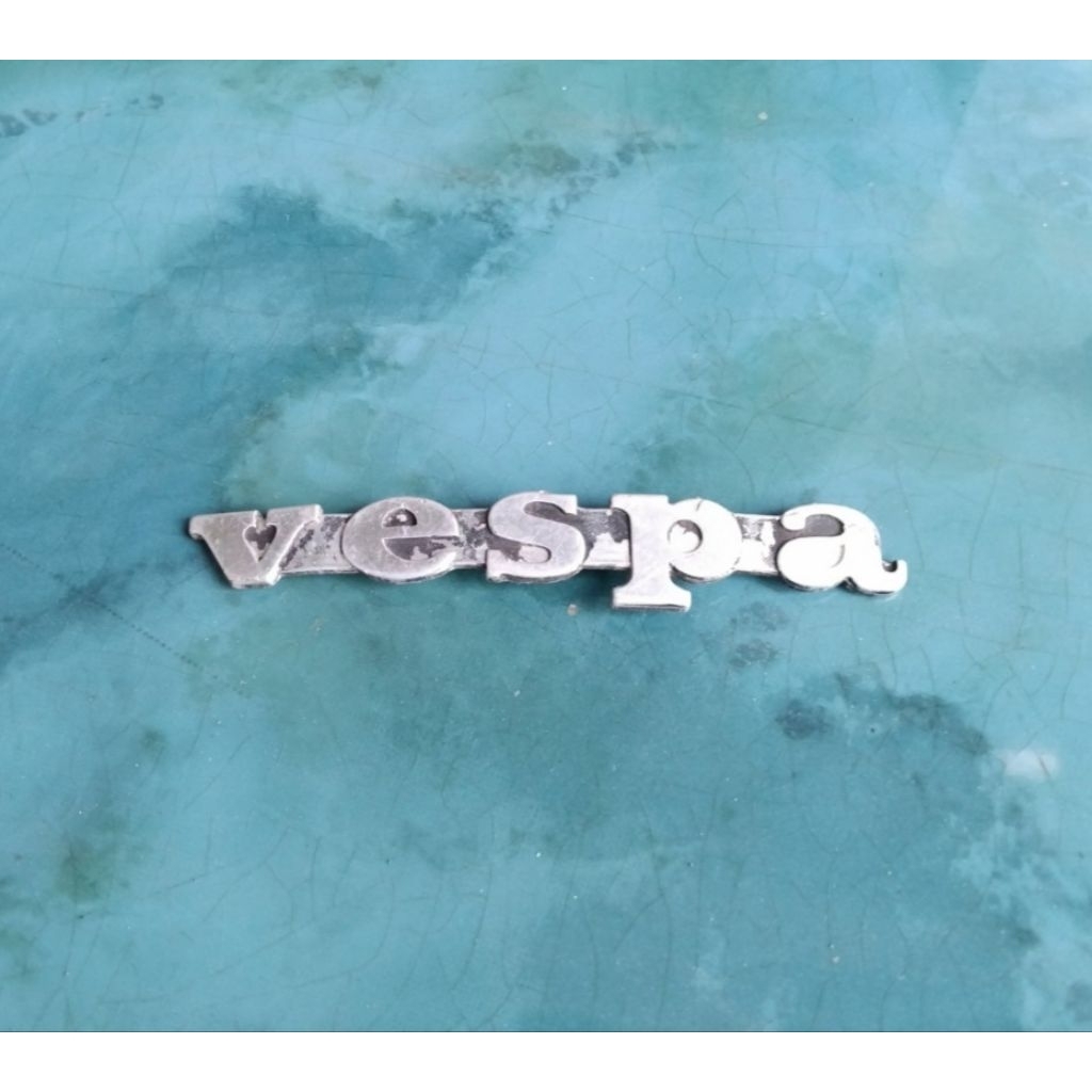 Emblem bodi depan vespa px logo emblem depan vespa ps strada original