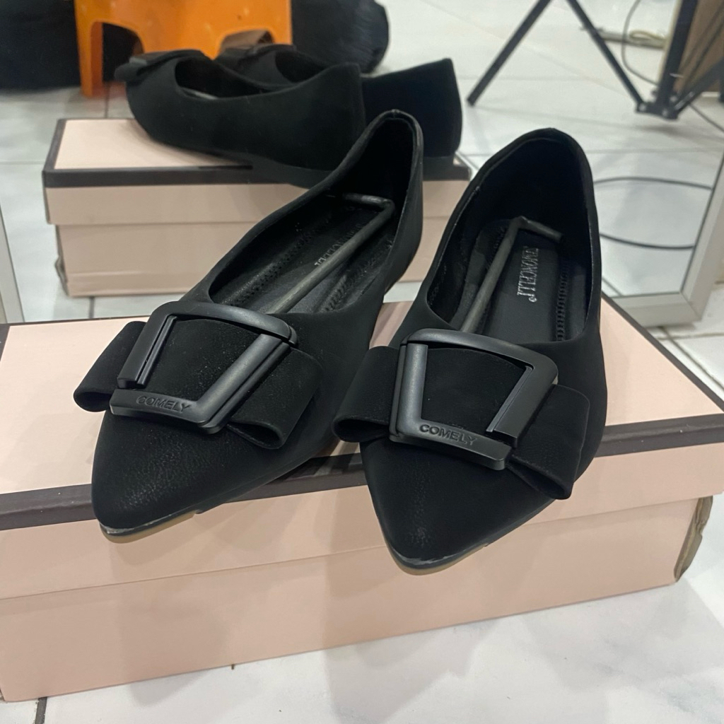 SEPATU FLAT WANITA IMPORT SIMONCELLI SEPATU HITAM KERJA