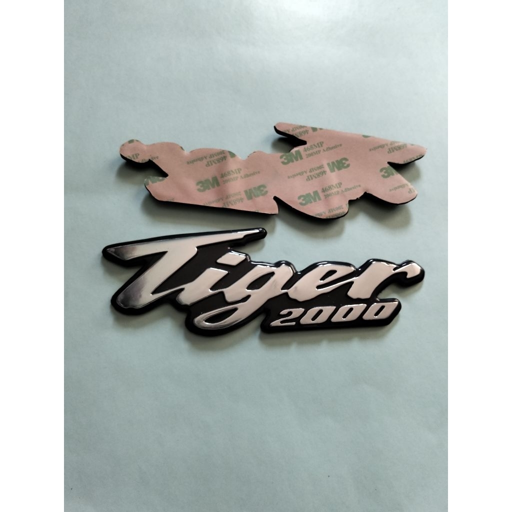 EMBLEM TIGER 2000 EMBLEM TANKI TIGER 2000