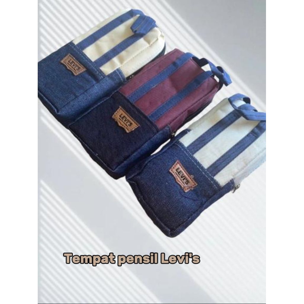 

Tempat pensil untuk menyimpan alat tulis kantor/sekolah