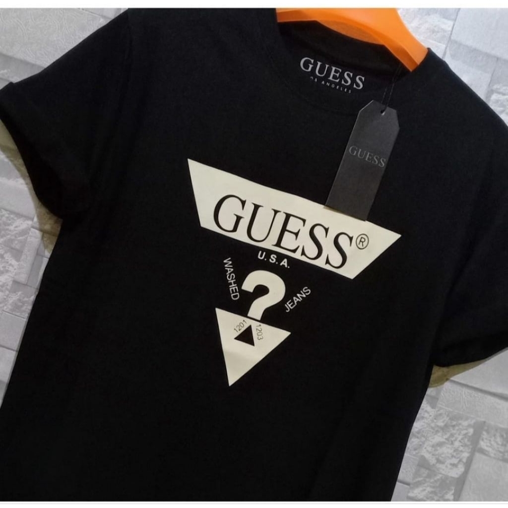 Kaos New GUESS Cotton 20's Korean Style Black White Tshirt Distro Premium Unisex