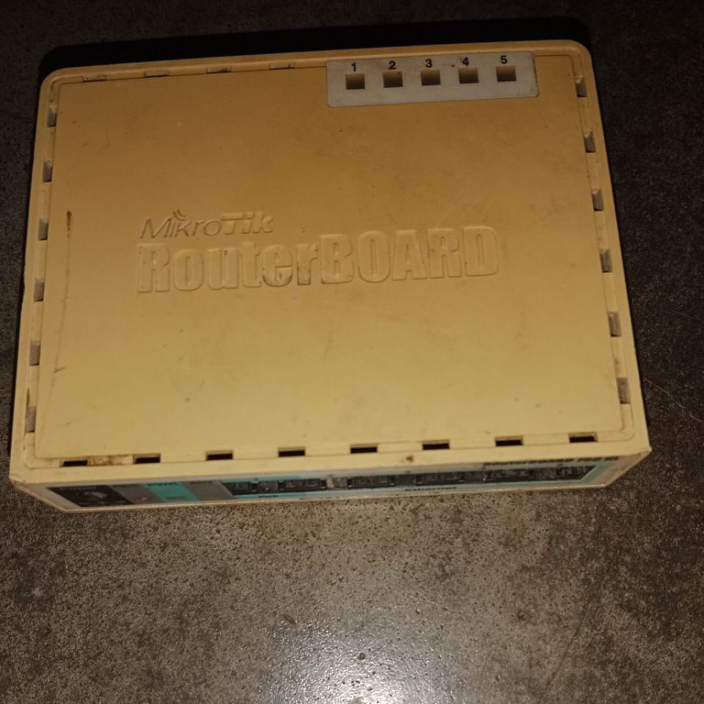 mikrotik rb750gl