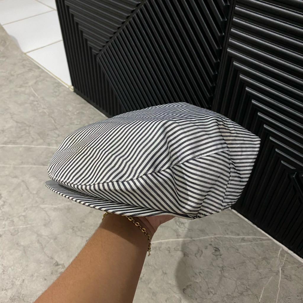stripe flat cap