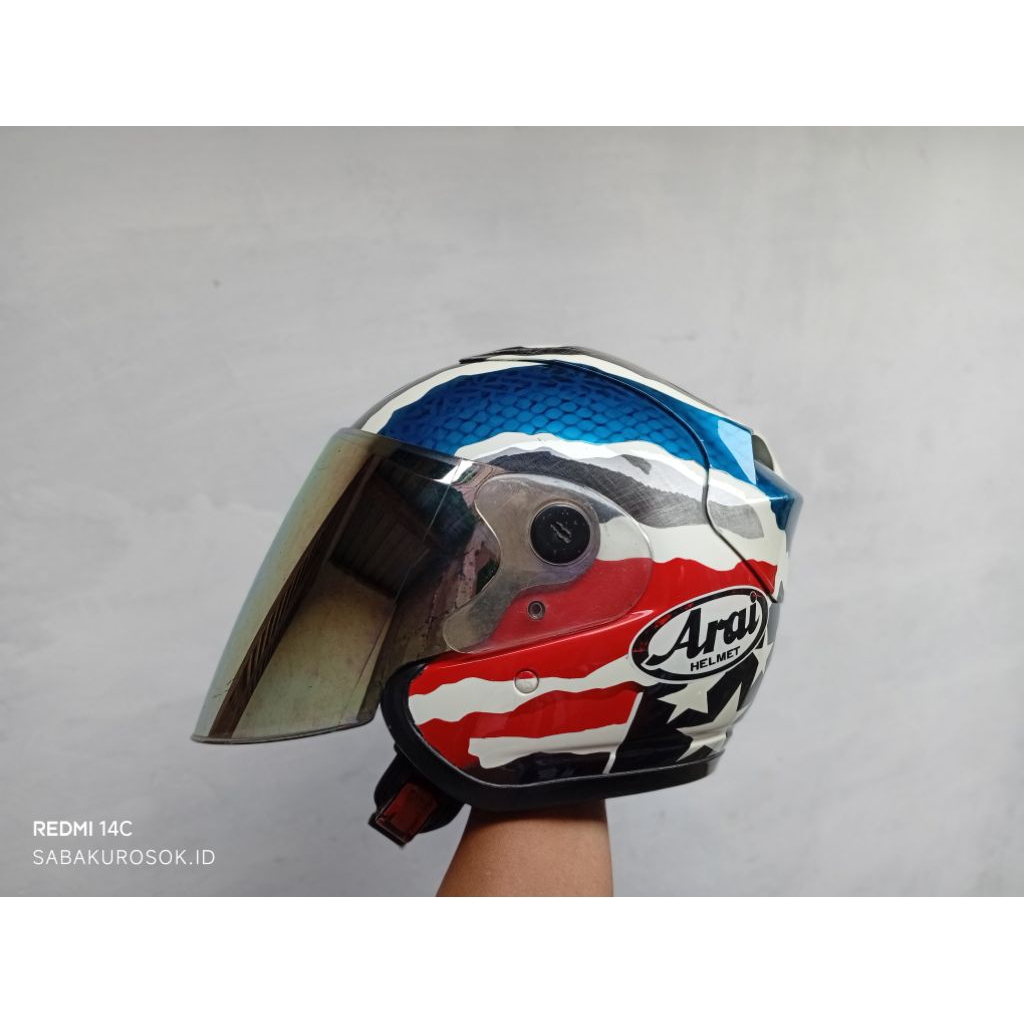Helm Ala ARAI