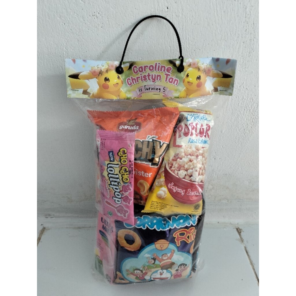 

Contoh parcel snack