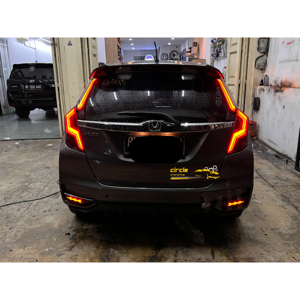 StopLamp Lampu Belakang Mobil Honda Jazz GK5