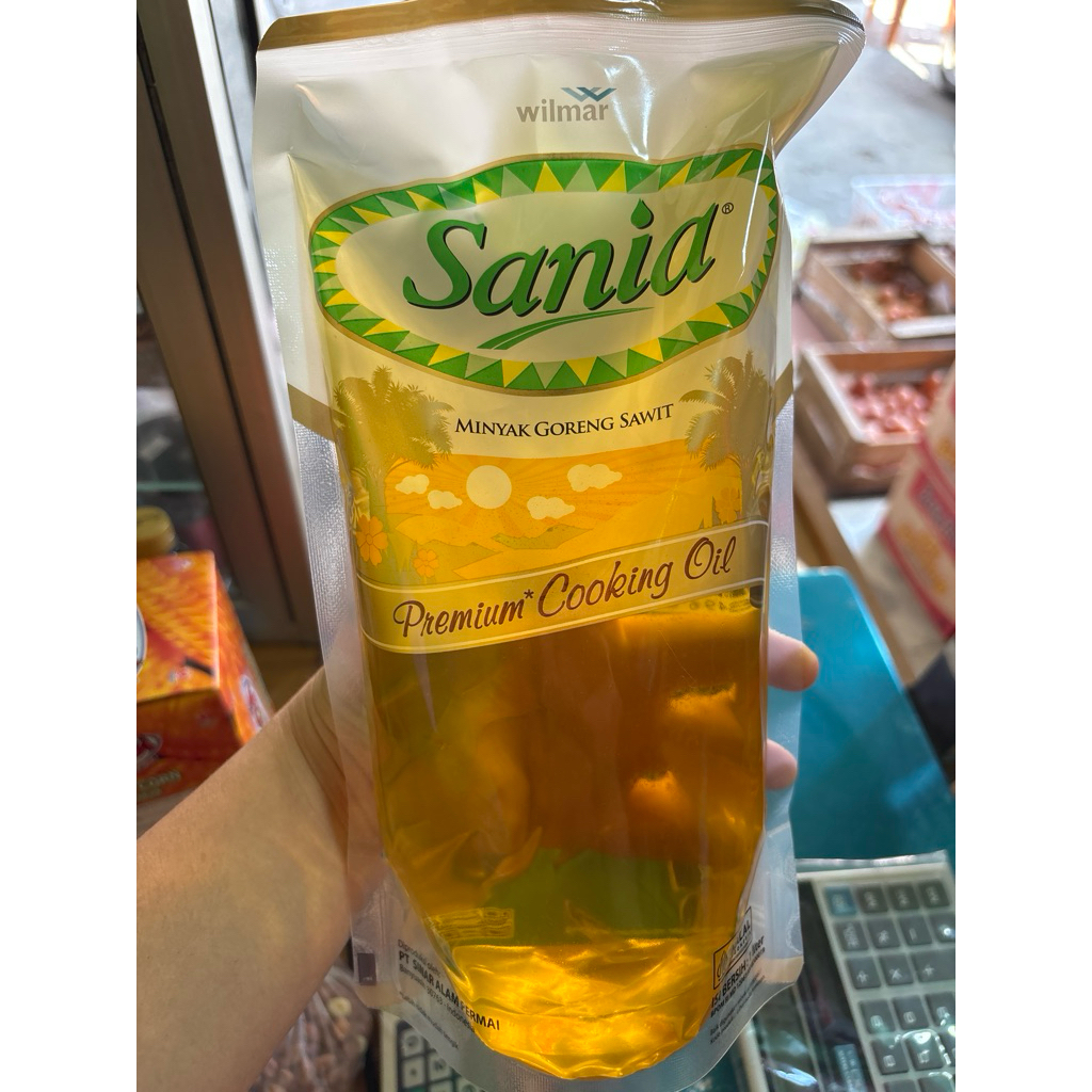

sania minyak goreng 1ltr 1kg