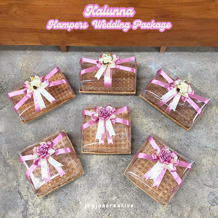 

Kalunna Wedding Hampers | Paket Hantaran Pernikahan Paket Hantaran Nikah Paket Seserahan Wedding Hantaran Seserahan