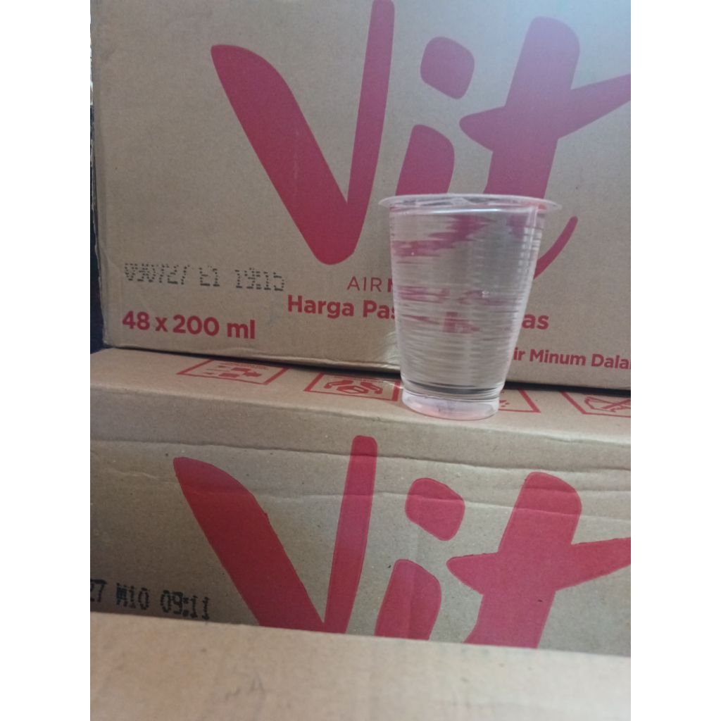 

Vit Gelas 1dus 48x200ml