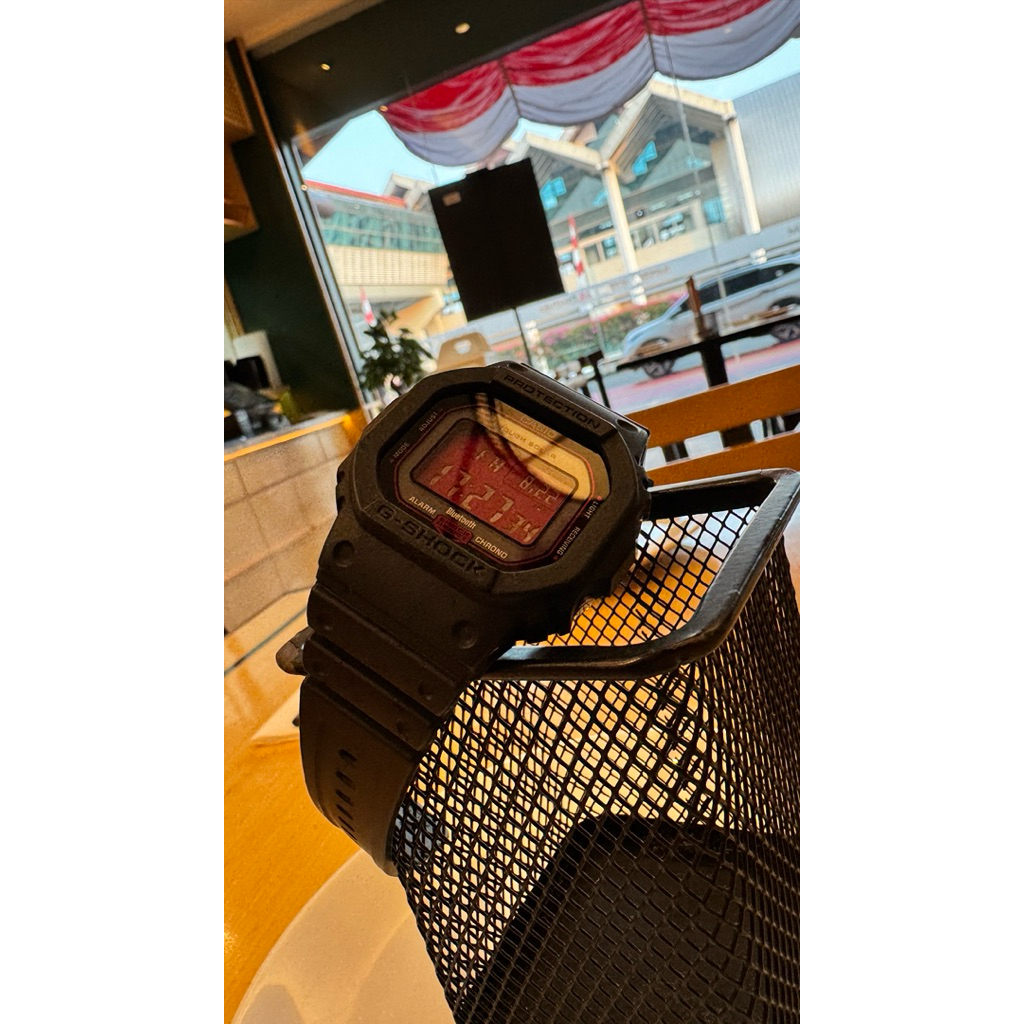 G-Shock GWB5600ar 5600 GWB5600