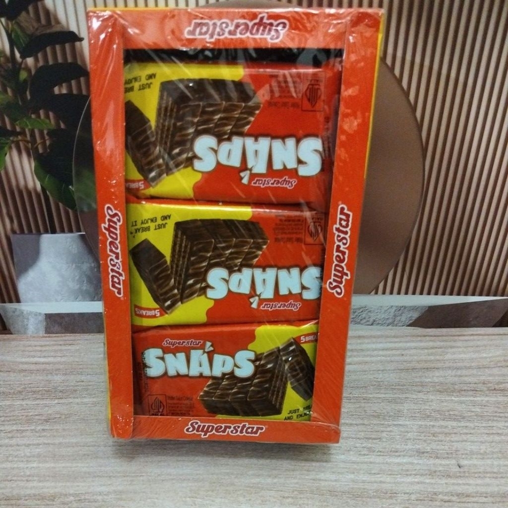 

Superstar Snaps Wafer Cokelat isi 12 bungkus