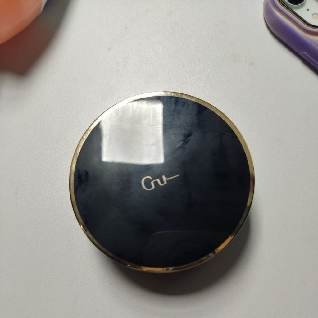 preloved cushion guele