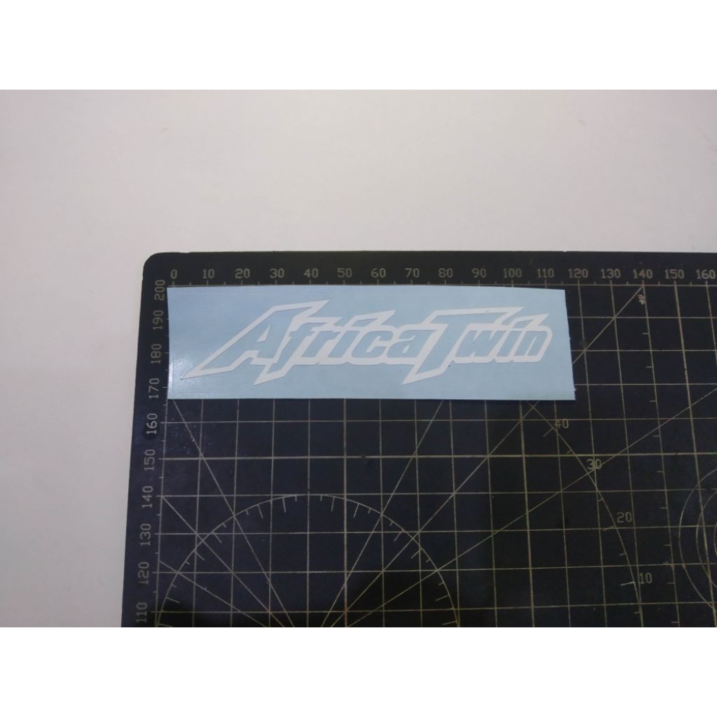 

stiker cutting Africa twin