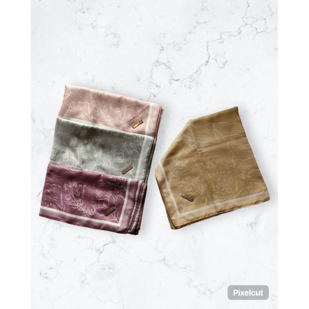 KORINA SCRAF SWISS PATERN ORI