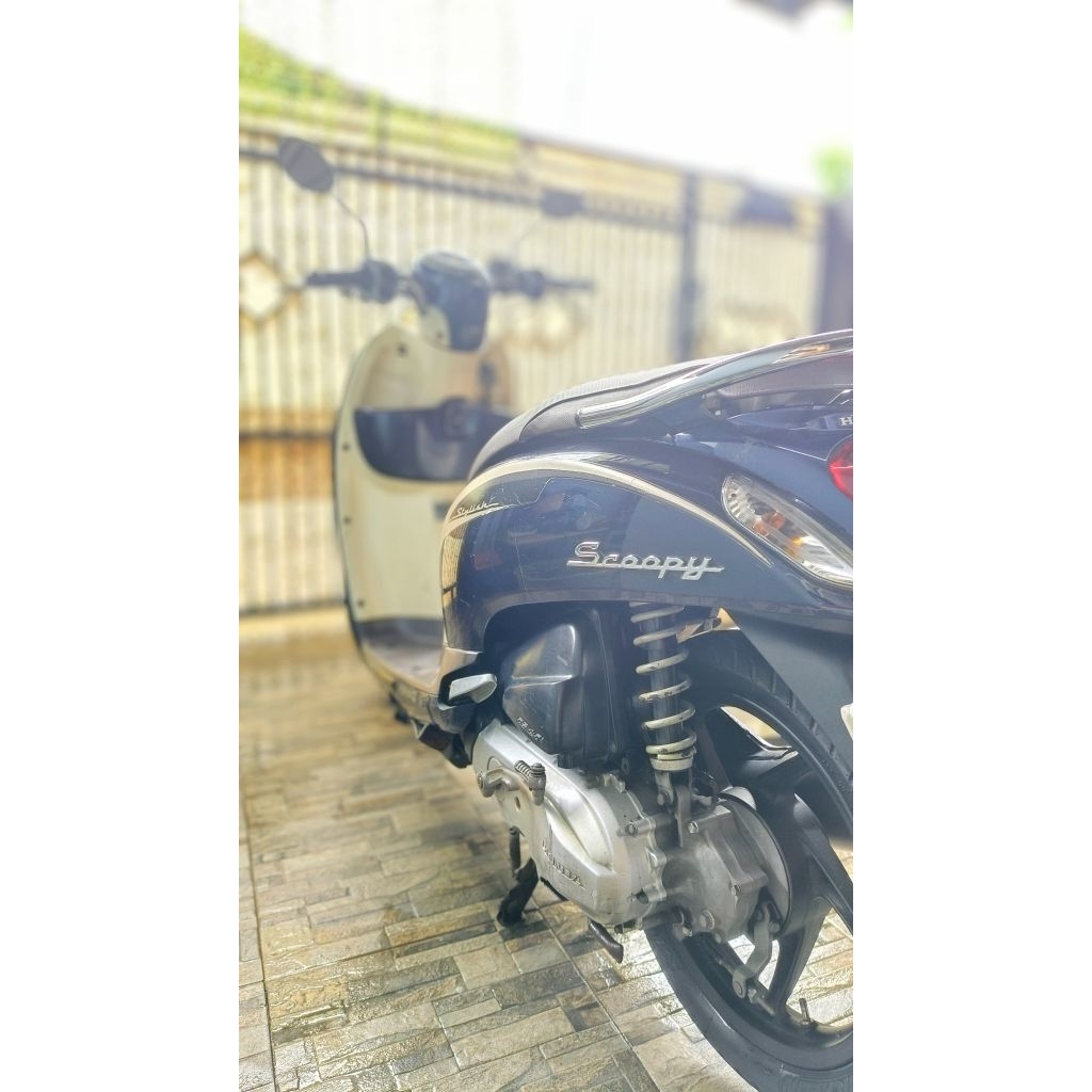 Motor Matic Honda Scoopy FI 2013 Bekasi Surat Lengkap Pajak Hidup