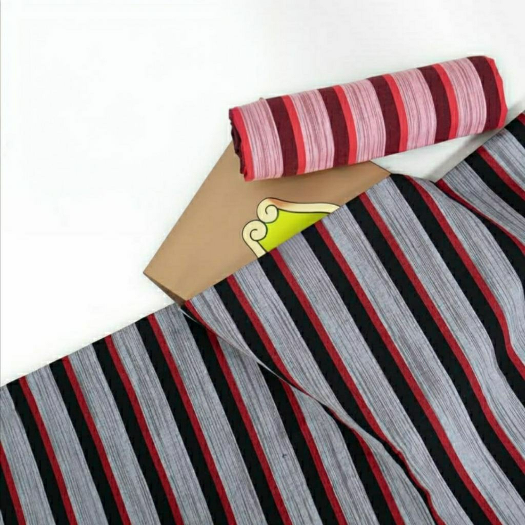 Kain Tenun Lurik Gerimis Hitam Merah Abu / Kain Lurik Gradasi Gerimis Pink