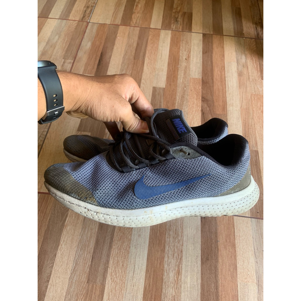 sepatu nike running revolution navy