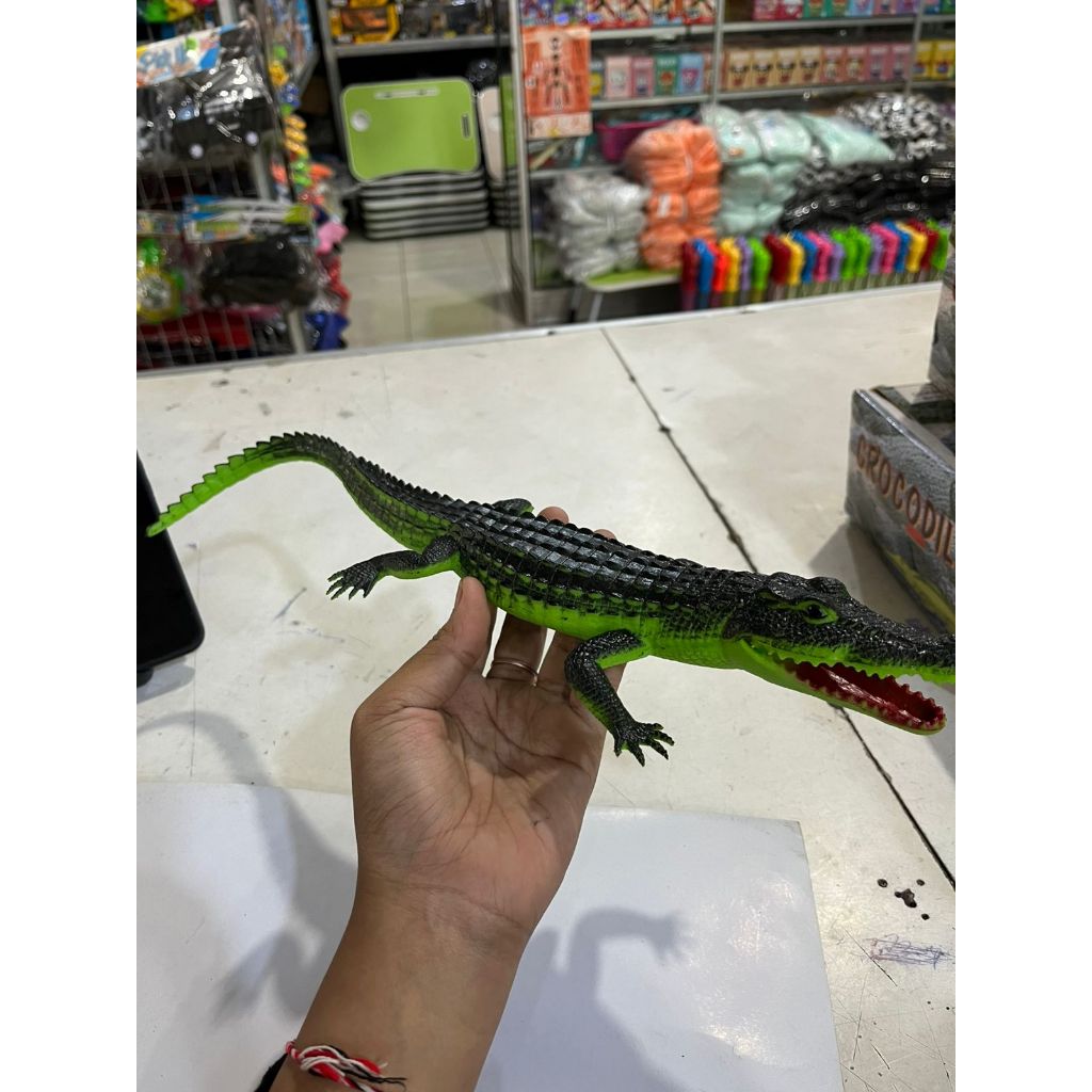 MAINAN BUAYA KARET BUAYA HIJAU KARET BISA BUNYI - CROCODILE BUNYI KARET - BUAYA CIT CIT