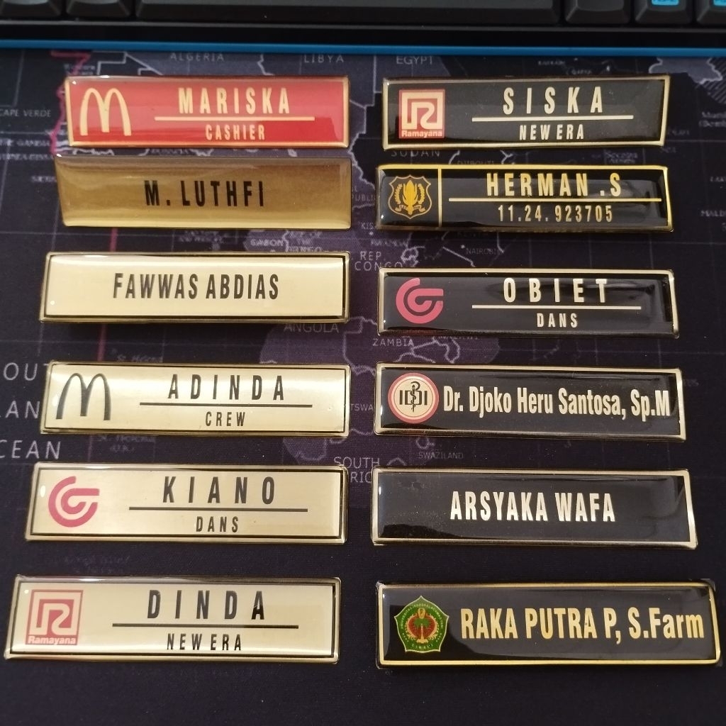 

Custom NAMETAG MURAH-nametag/nama dada custom