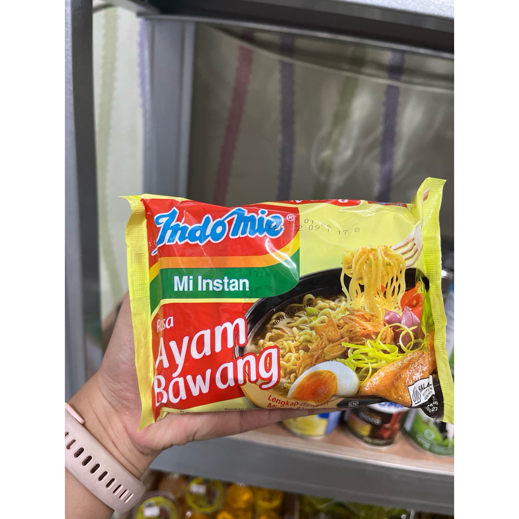 

INDOMIE REBUS AYAM BAWANG MIE REBUS