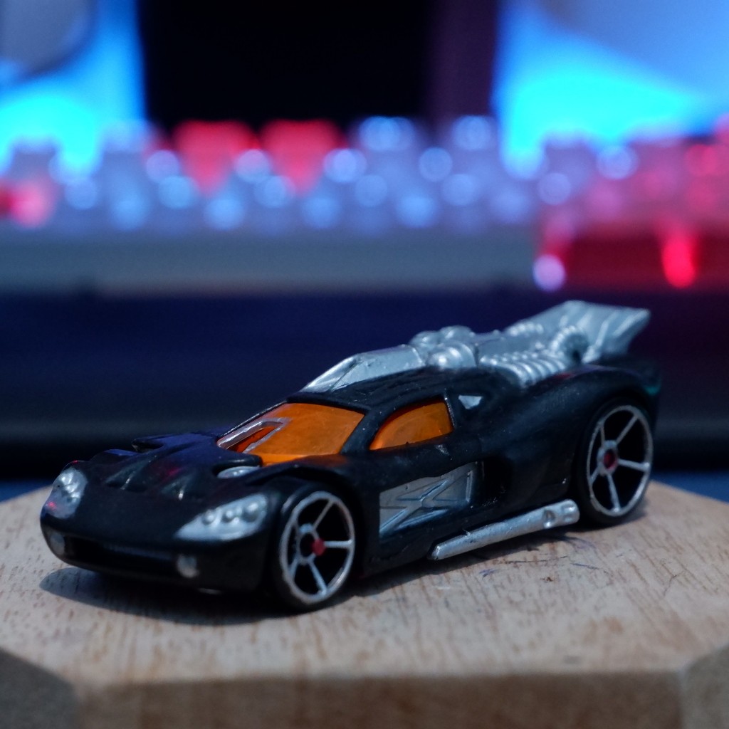 Hot Wheels Spine Buster Metal Maniacs (Custom Acceleracers) Bekas Loose Preloved Junk Fantasy Minus