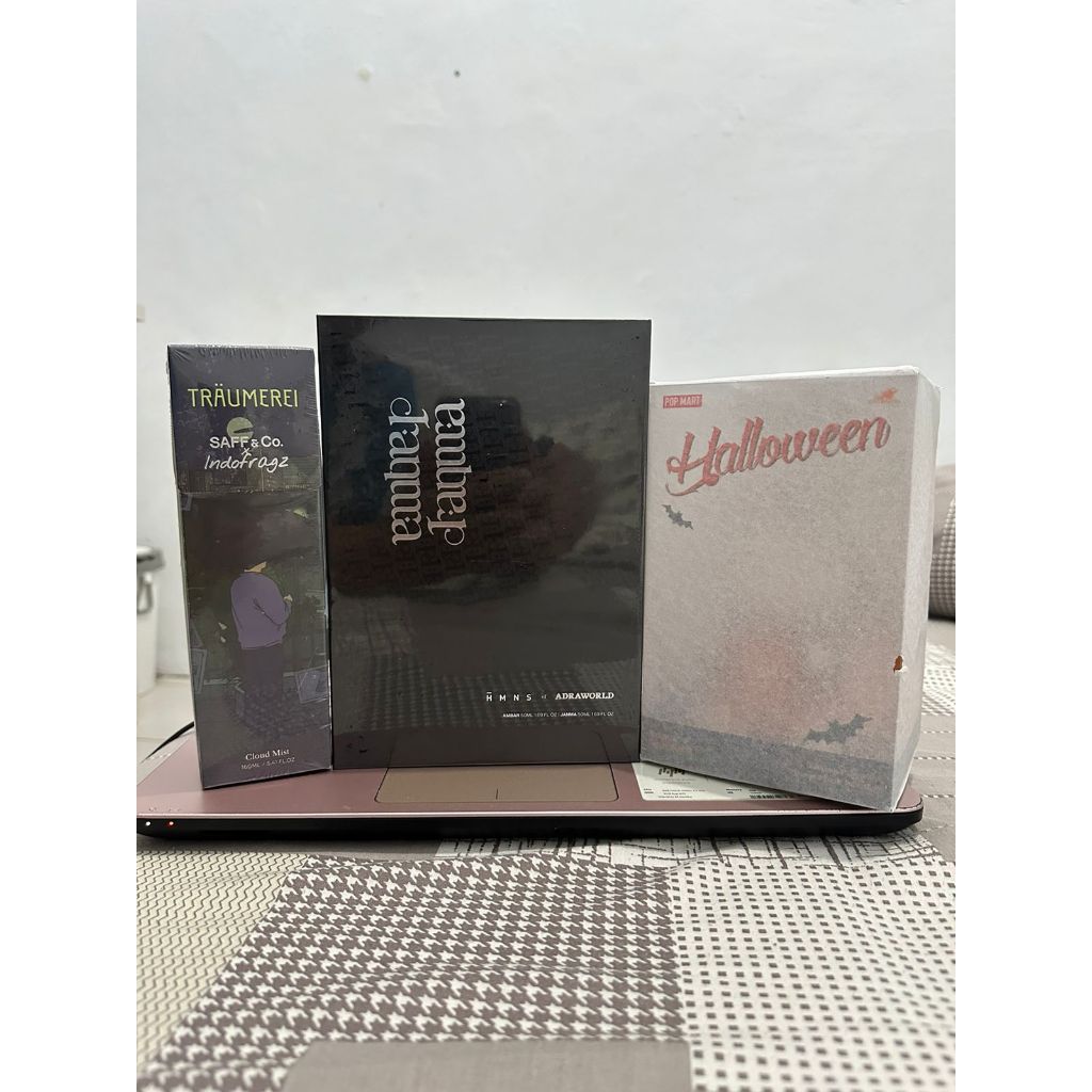 Parfum HMNS Ambar Janma dan Saff N Co model HALLOWEEN FIW