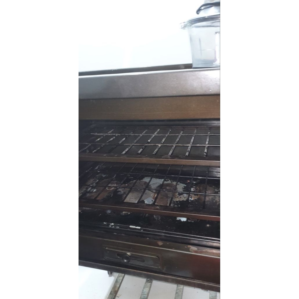 PRELOVED OVEN BIMA 8044