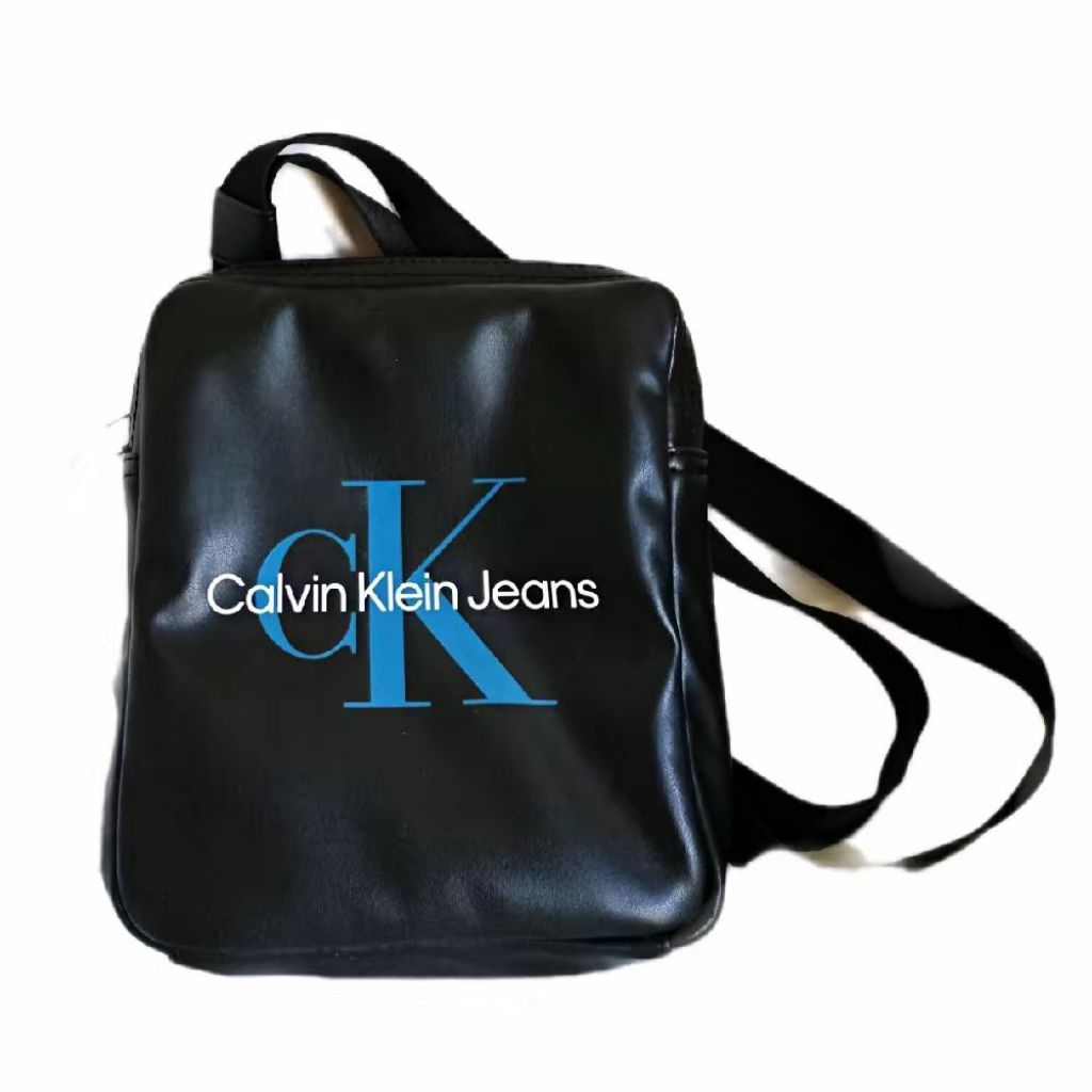 Tas Selempang Pria Calvin Klein Jeans Terbaru