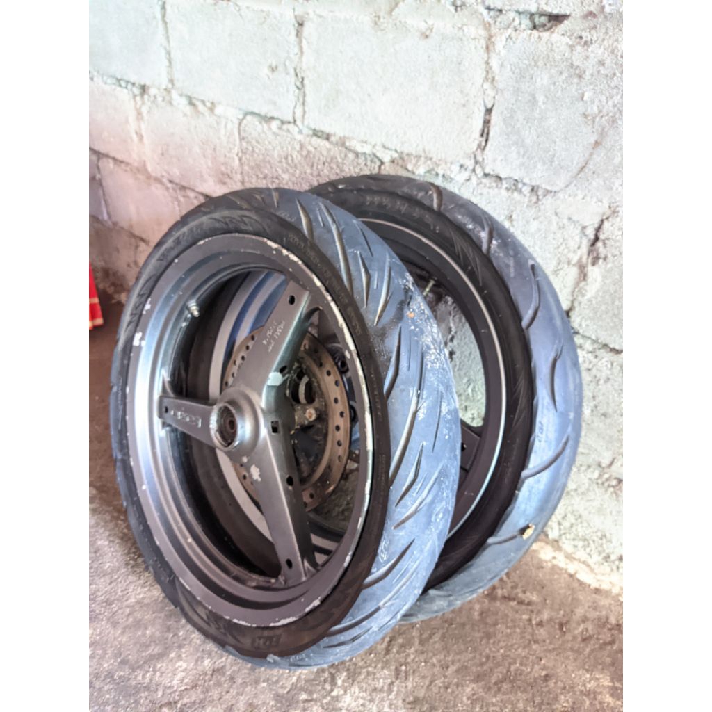 velg axio bekas pasang Tiger Revo double disk ring 17 set ban tinggal pasang depan belakang/ velg Ti