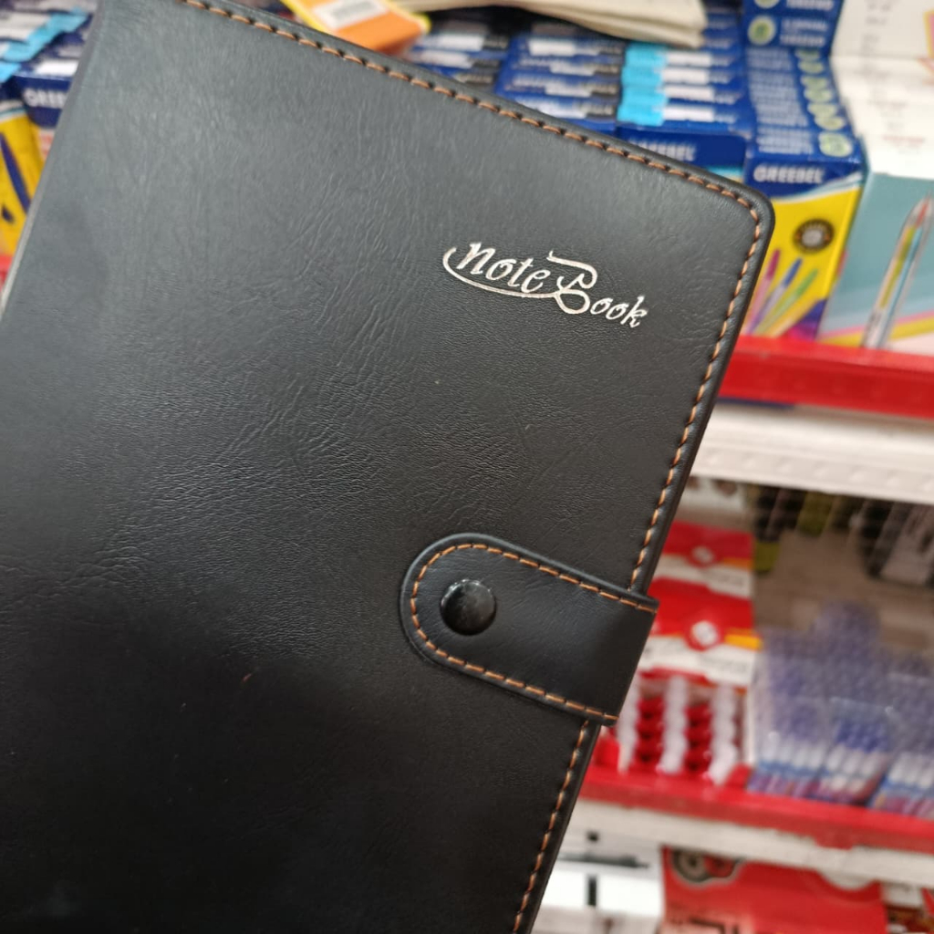 

JINBO Notebook Kulit Hitam Buku Catatan Bahan Kulit Warna Hitam