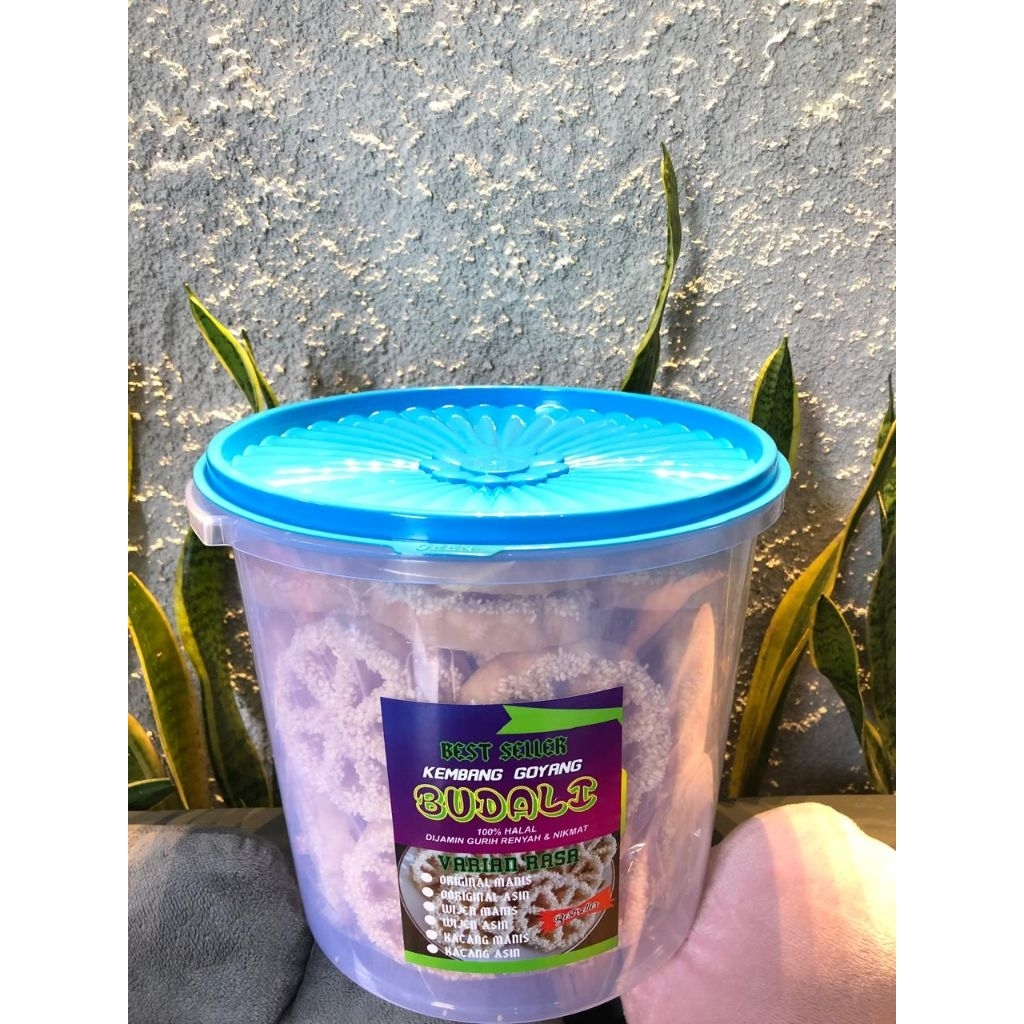 

kembang goyang wijen toples 5 liter isi -+55 keping