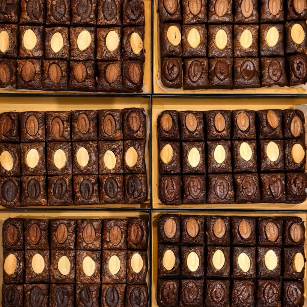 

Brownies sultan omalexy AMRAZING per slice