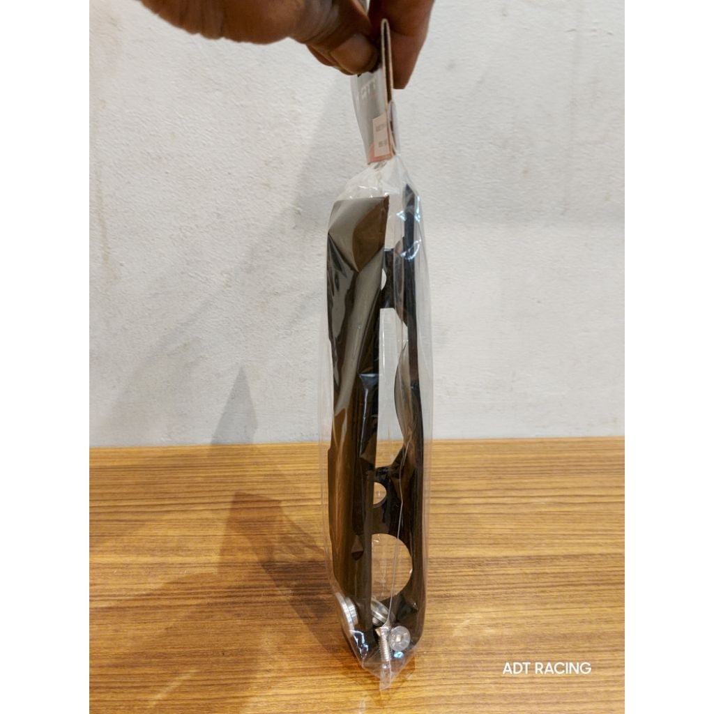 karet swing arm qtt square