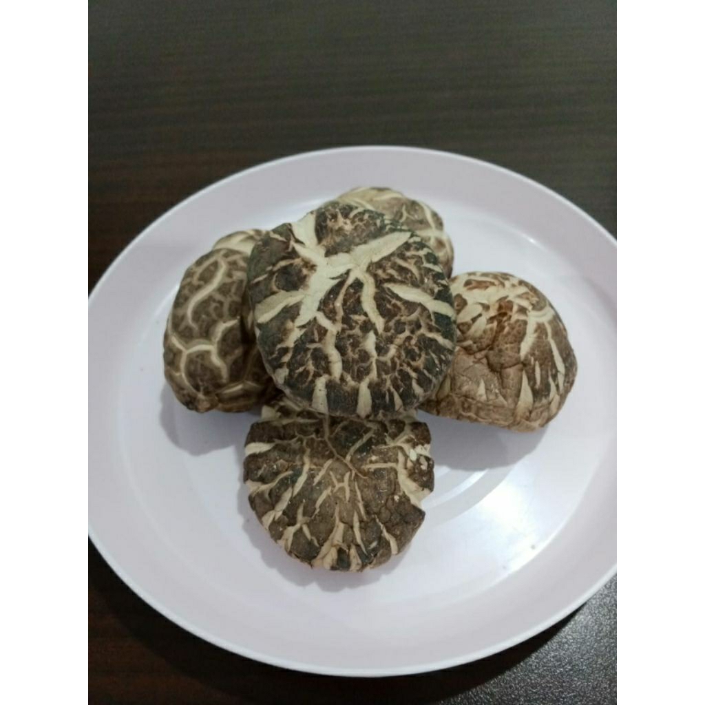 

Jamur shitake jamur hioko hiokow mushroom kering