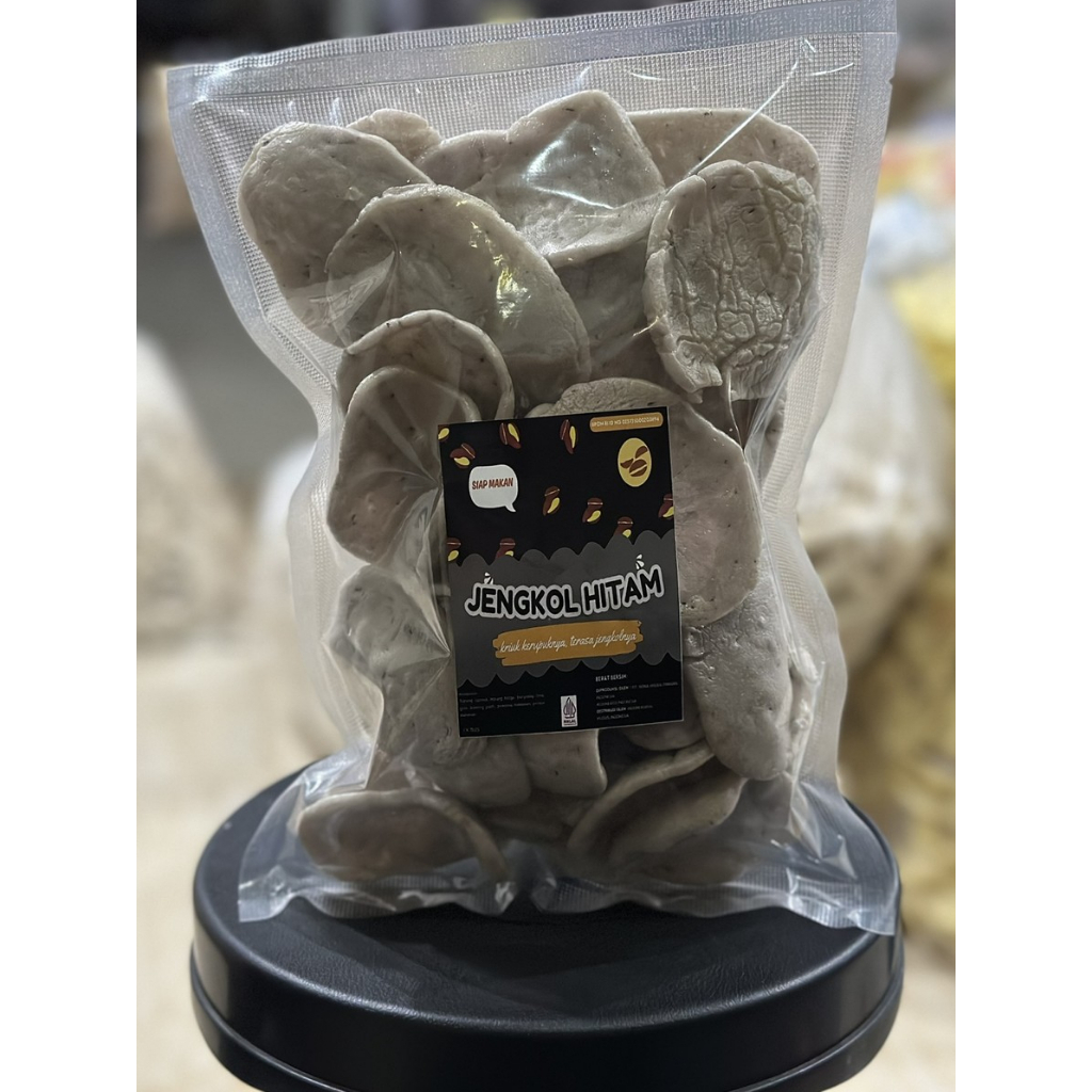 

Kerupuk Jengkol Hitam siap makan