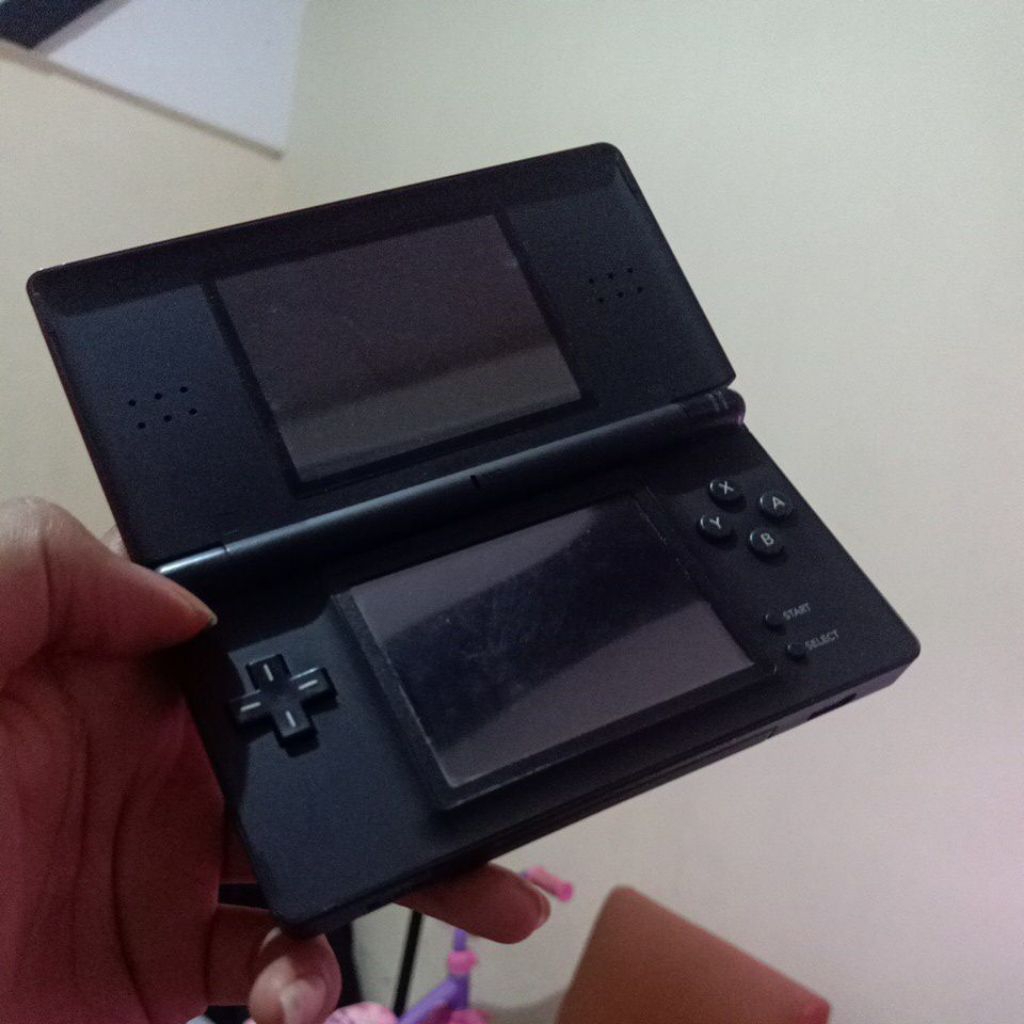 NINTENDO DS LITE