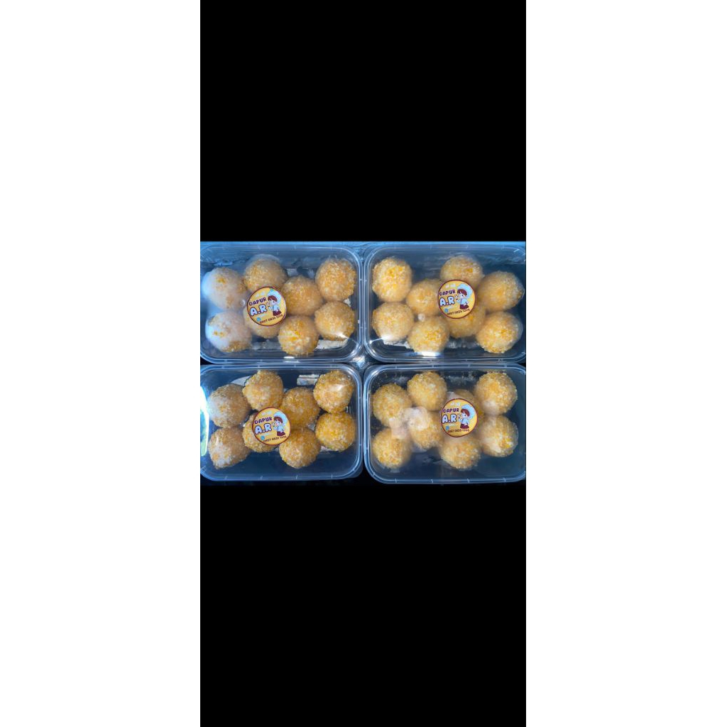 

frozen bola singkong isi coklat (8 biji)