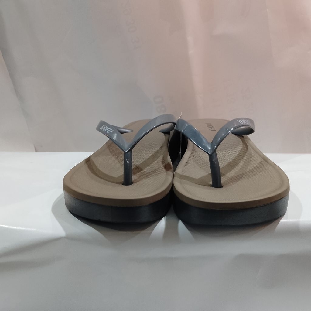 LUOFU Sandal Jepit Wedge Wanita – Sandal Santai Tebal Anti Slip Kekinian