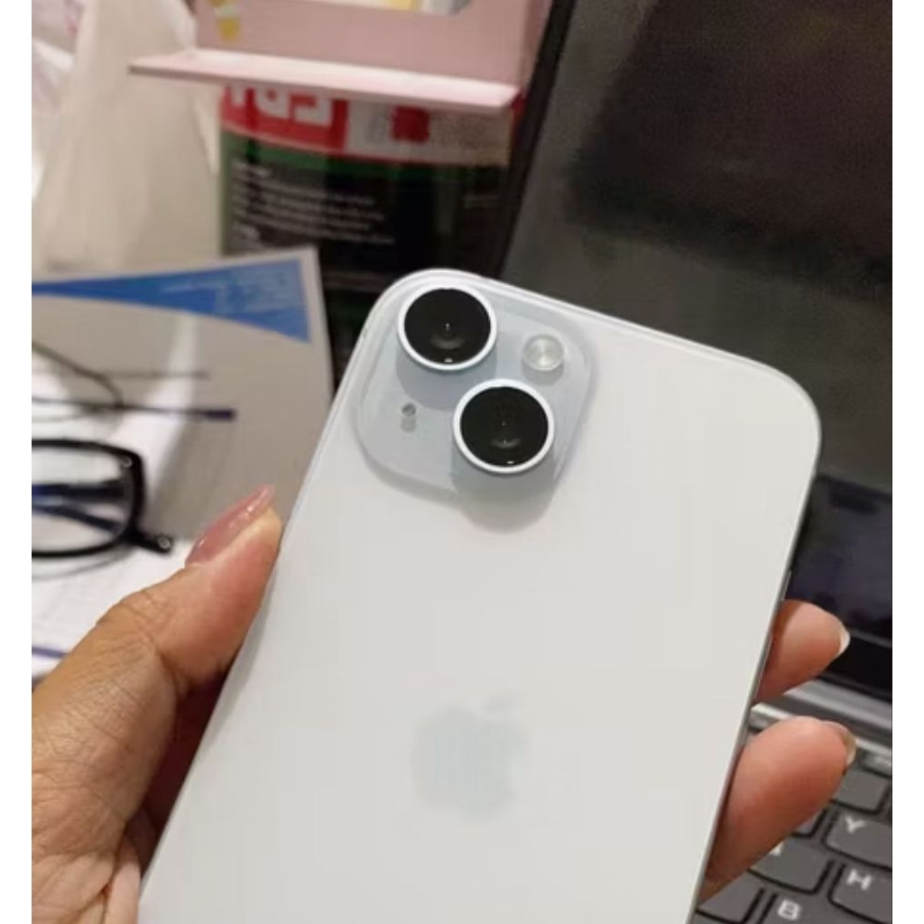 iPhone 15 second like new