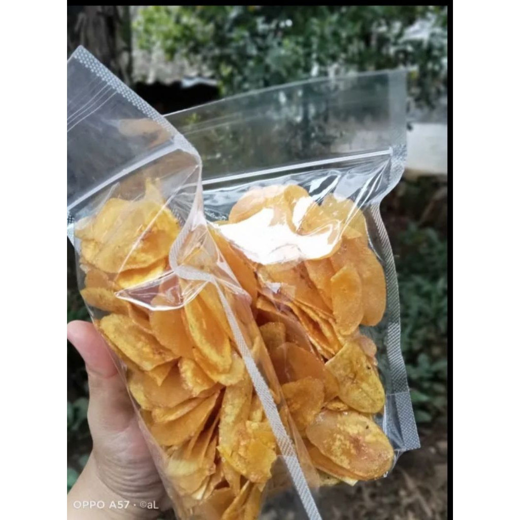 

KERIPIK PISANG RENYAH GURIH (VARIAN ORIGINAL)