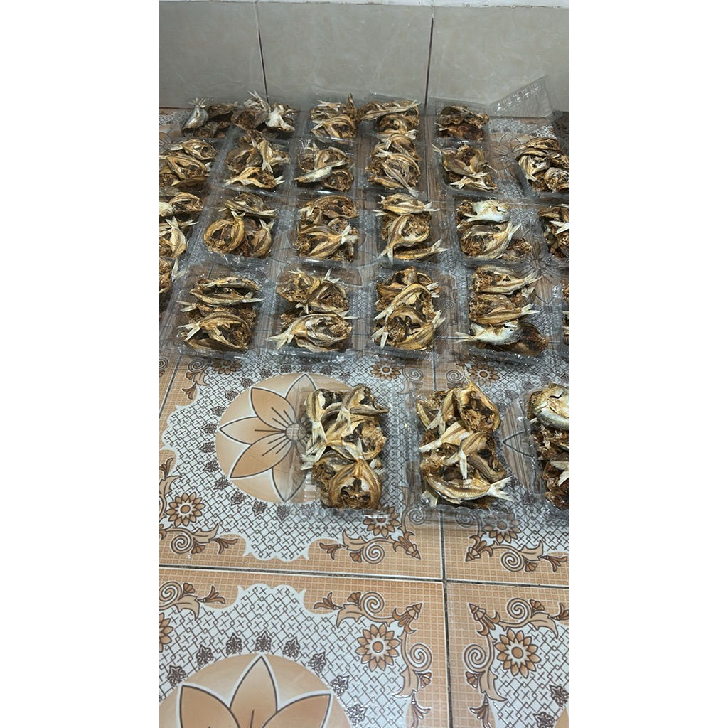 

ikan kering gamasi(@10ekor)