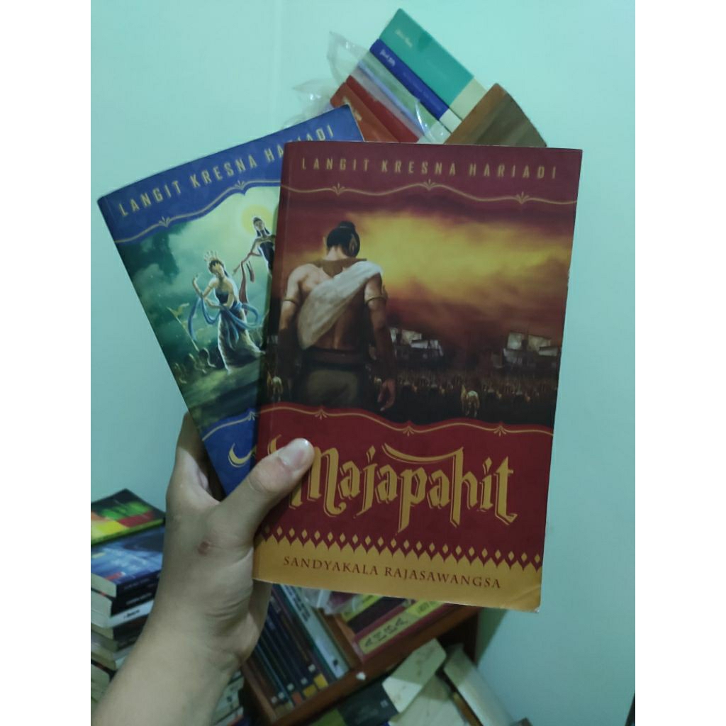 [PRELOVED ORI] Bundle Majapahit 1 & 2 Sandyakala Rajasawangsa - Langit Kresna Hariadi Buku Bekas