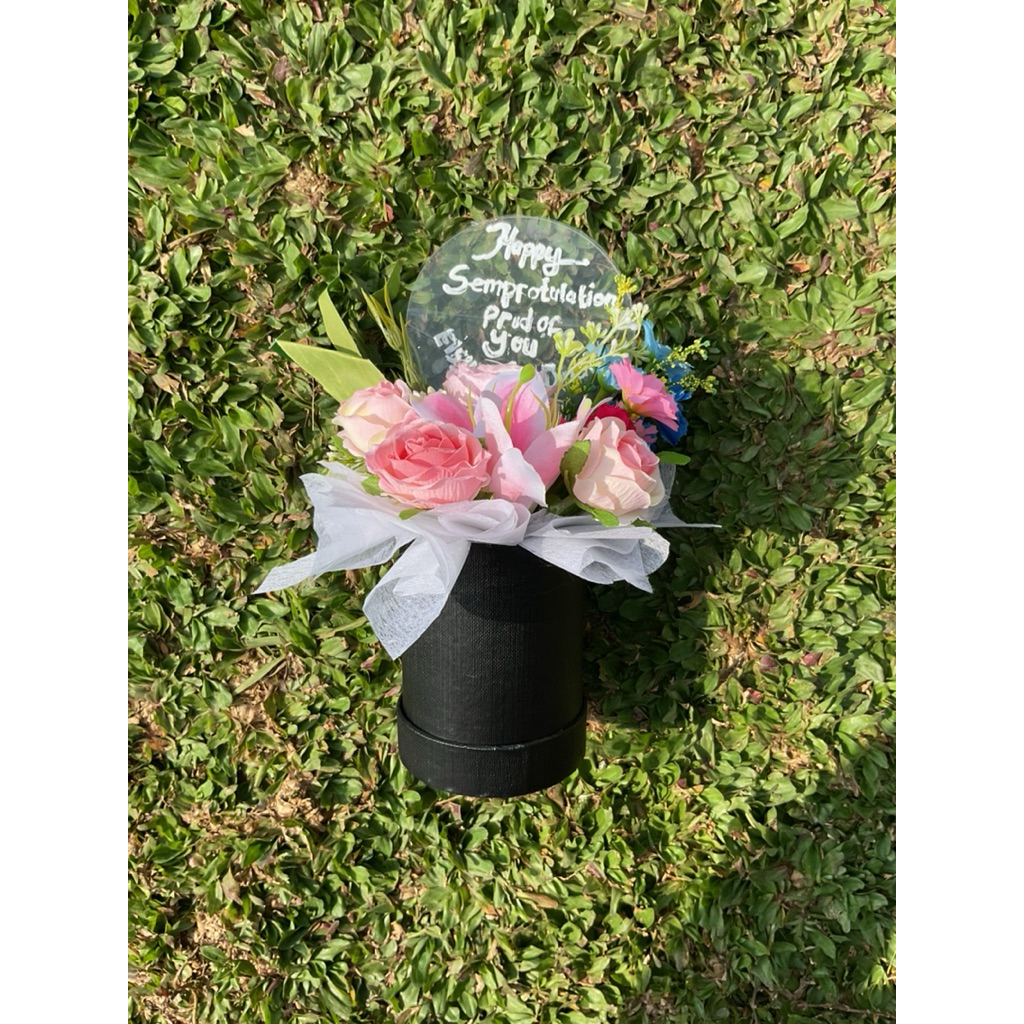 

Small Box Bunga Cantik Murah – Gift Wisuda, Ulang Tahun, Anniversary, Grand Opening