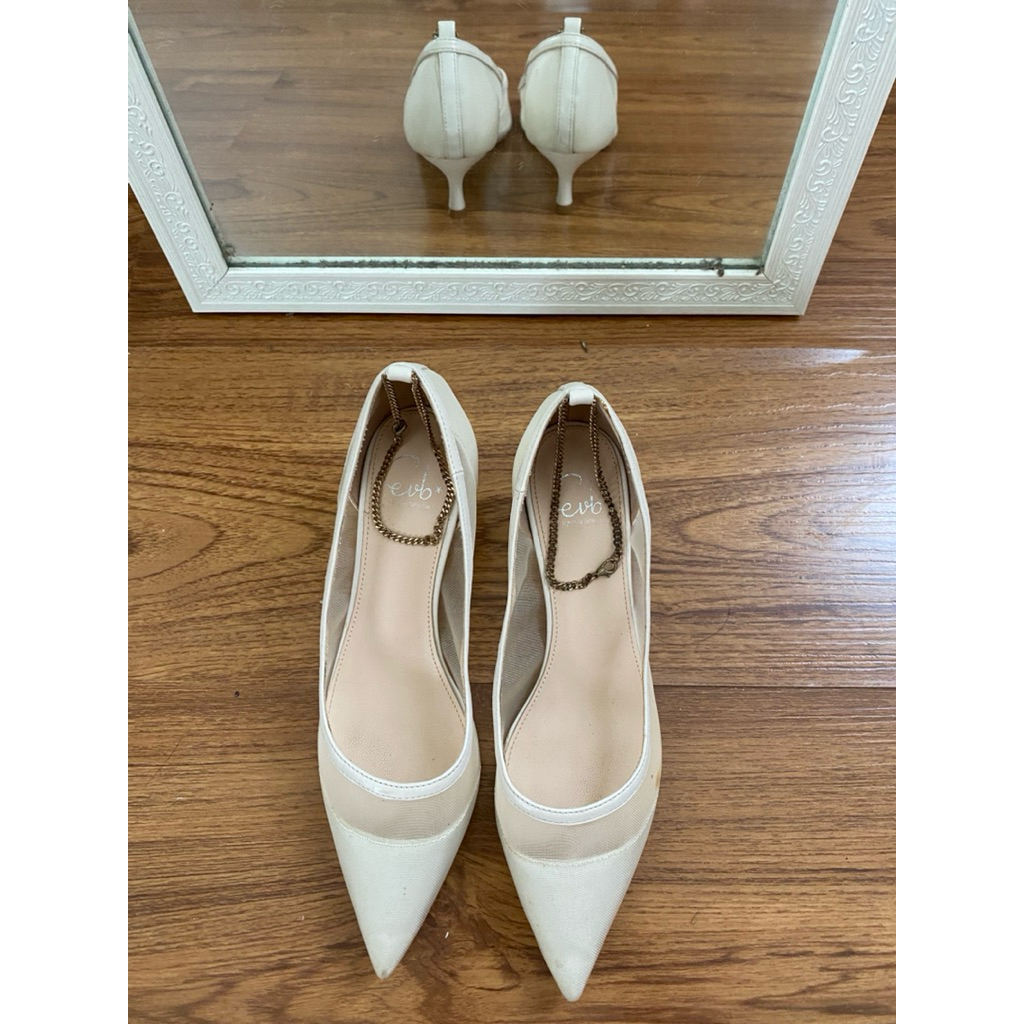 (preloved) evb* yera heels shoes in nude